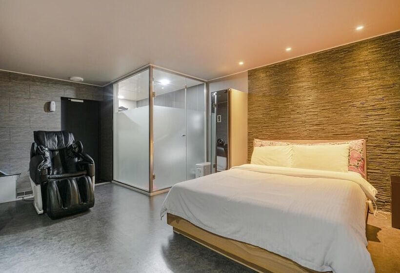 פנסיון Ignis Jeju