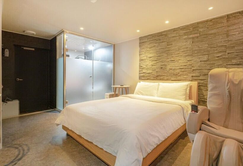 פנסיון Ignis Jeju