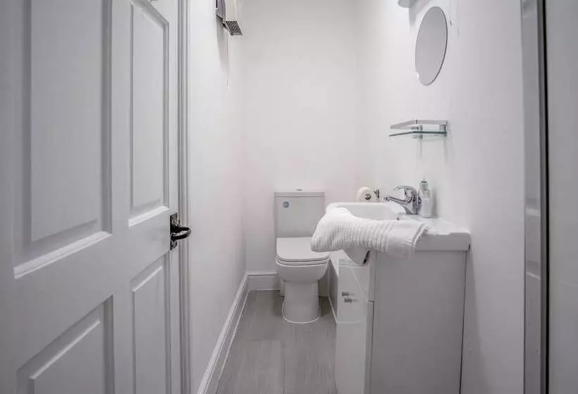 Caleb S Cottage   4 Bed Cottage   Solva