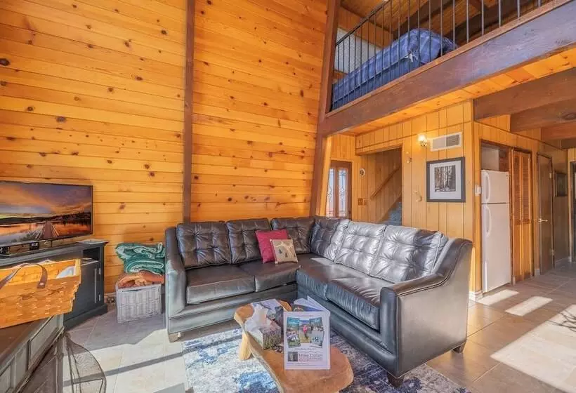 Fawnskin Family Cabin