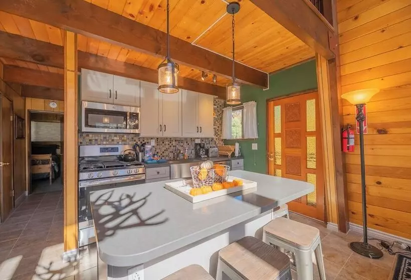 Fawnskin Family Cabin