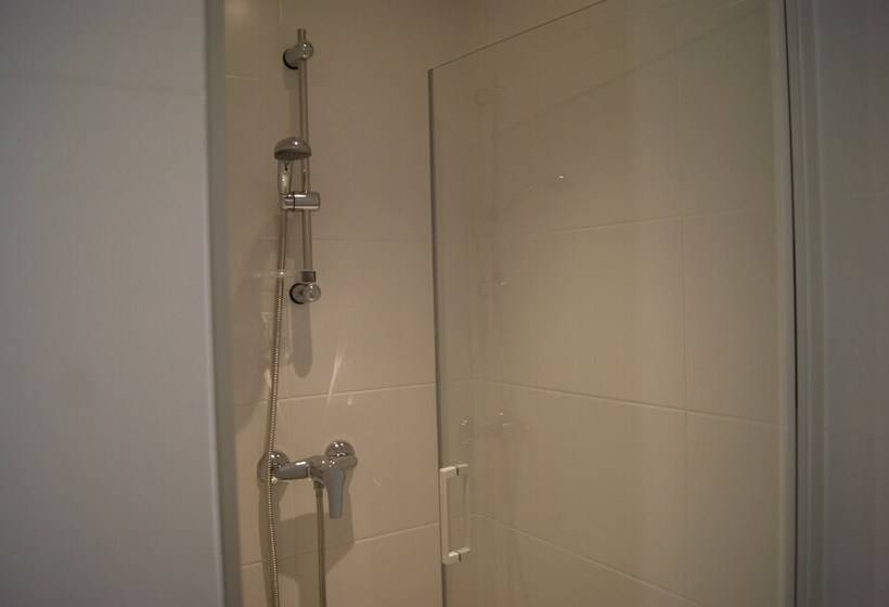 منتجع Le Piroulet