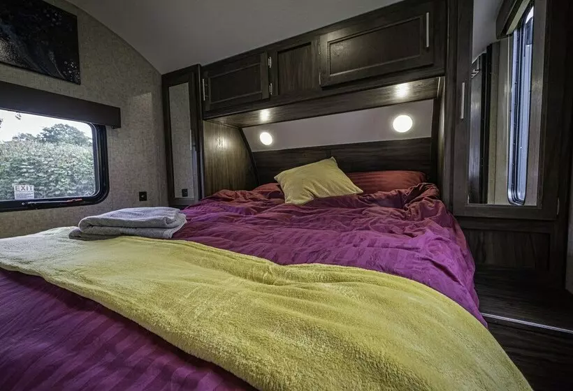 American Luxury Caravan  Secure Parking Llandeilo