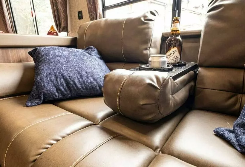 American Luxury Caravan  Secure Parking Llandeilo