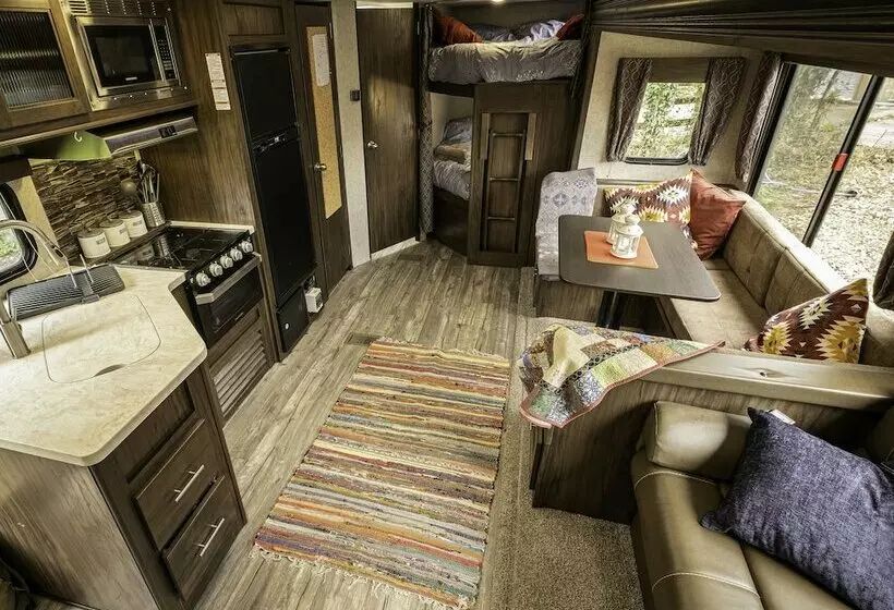 American Luxury Caravan  Secure Parking Llandeilo