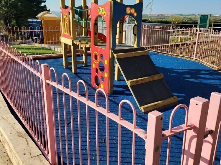 Exotic 3 Bed Caravan At Newquay Holiday Park