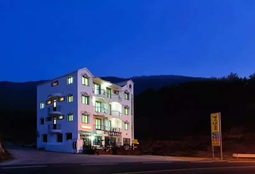 Namhae Gaennaeeum Pension