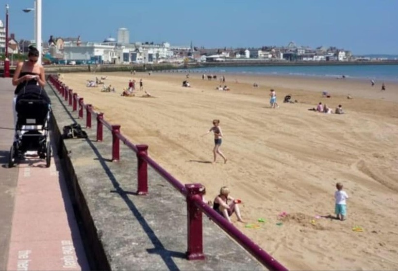 Luxury Dog Friendly Cottage Sleeps 4