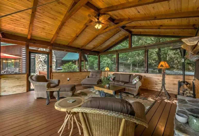 Off The Grid By Escape To Blue Ridge