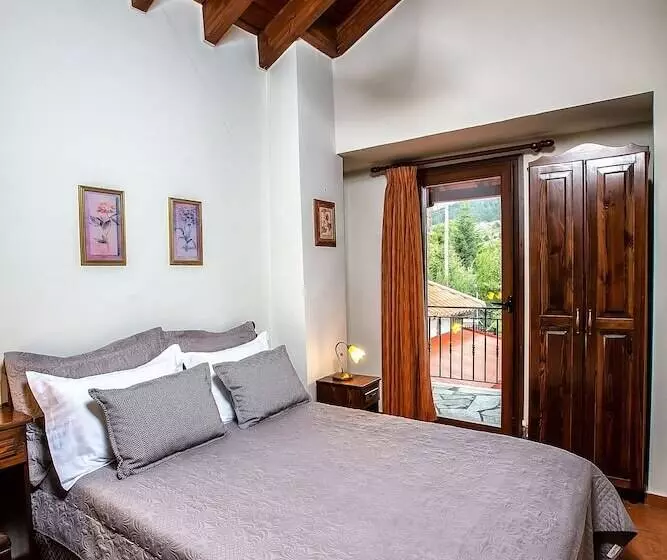 ペンション La Noi Guesthouse