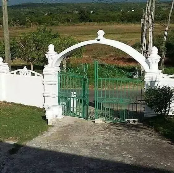 پانسیون Powell S Guesthouse