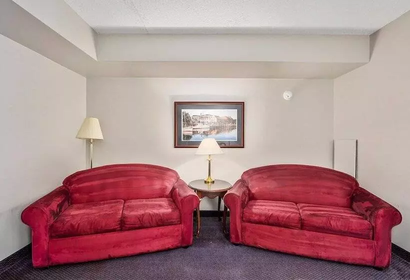 Lomakeskus Second Conference Standard Suite Bay View