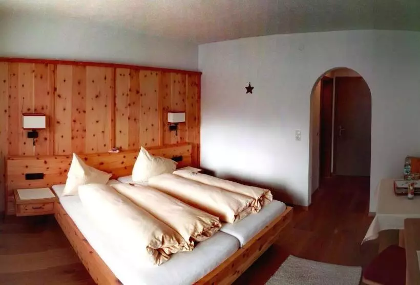 ベッドアンドブレックファースト Pension Gasser