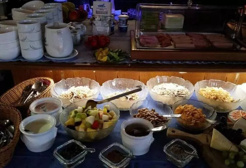 تختخواب و صبحانه Sportpension Christina By Piaunddirk