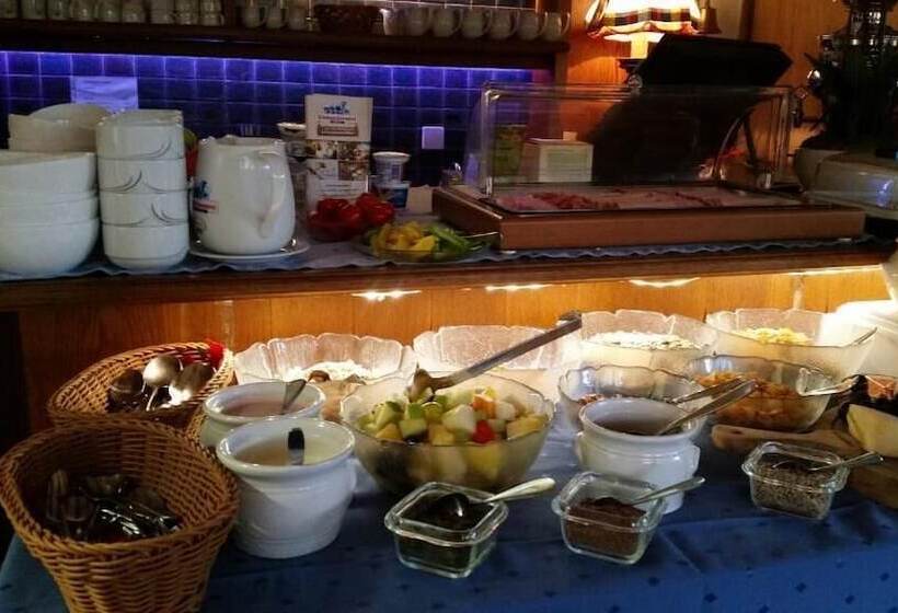 مبيت وإفطار Sportpension Christina By Piaunddirk