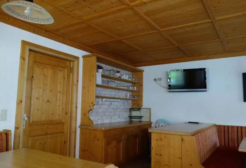 هتل Ferienhaus Inge