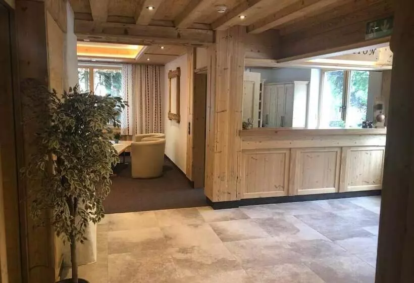 ホテル Färberwirt