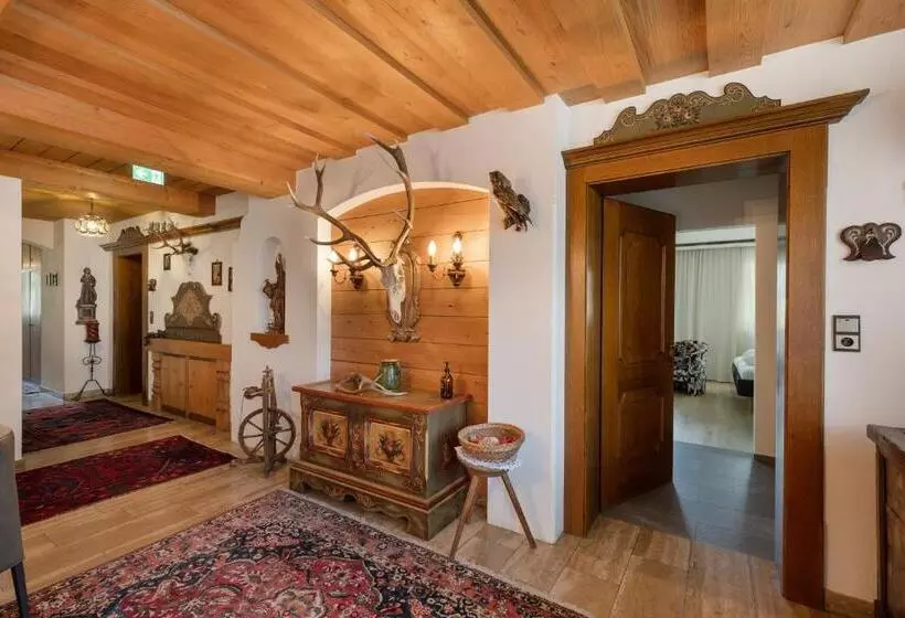 Hotelli Garni Jagdhof