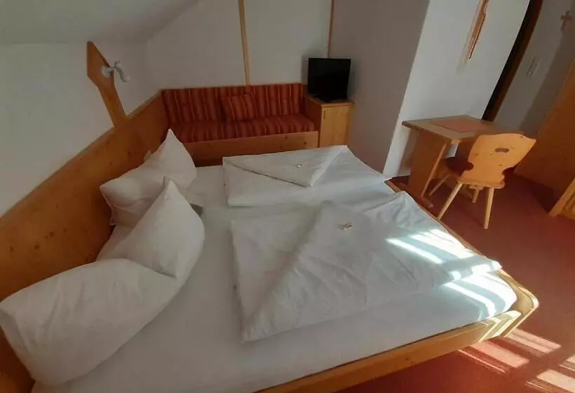 ホテル Haus Bödele