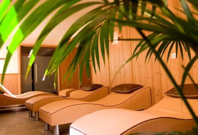 ペンション Gasthof Stuibenfall