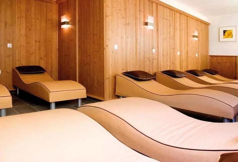 ペンション Gasthof Stuibenfall