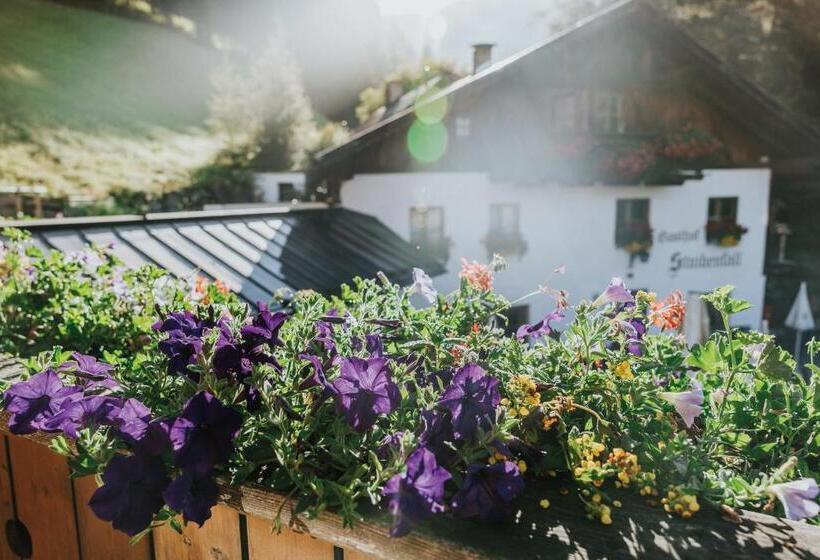 ペンション Gasthof Stuibenfall