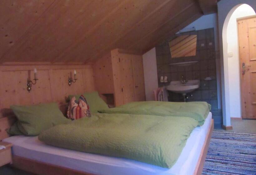 פנסיון Gasthof Waldrast