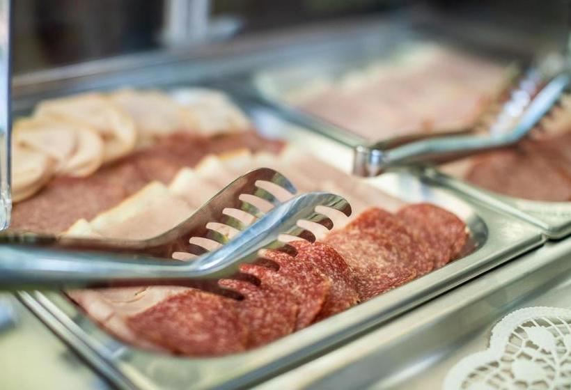 פנסיון Greenrooms