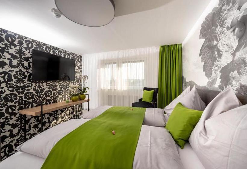 פנסיון Greenrooms