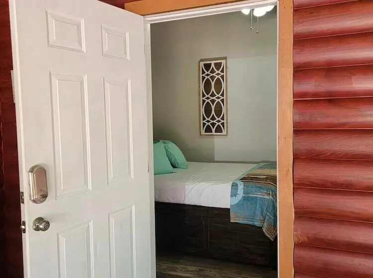 Fir Lake Cabin