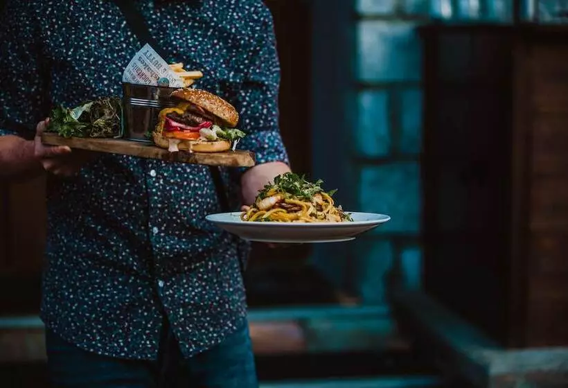 ホテル Hôtel Les Grangettes