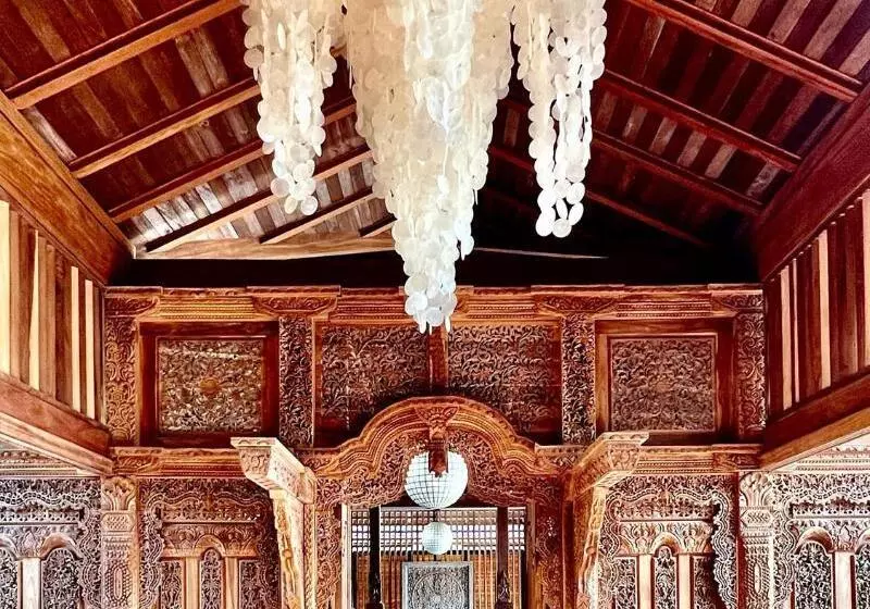 هتل La Coralina Island House