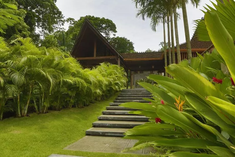 هتل La Coralina Island House