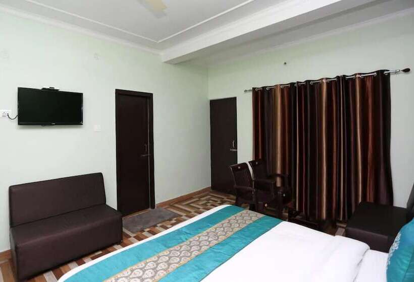 هتل Goroomgo Sweet Sunset Resort Nainital