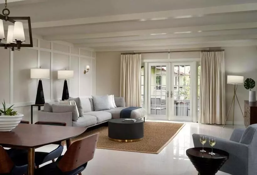 Hotelli Bungalows At The Boca Raton