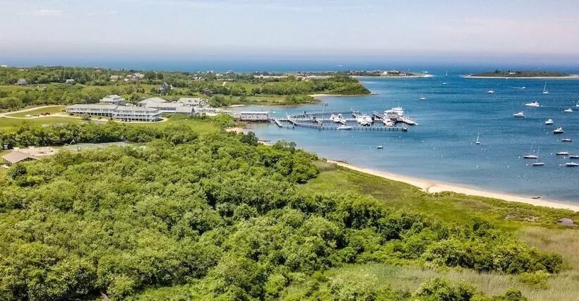 Hotelli Champlin S Marina & Resort