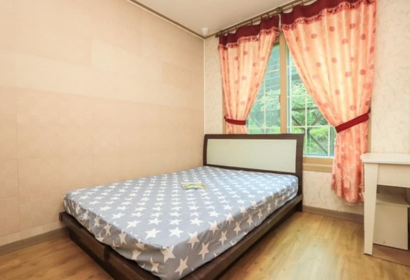 Pyeongchang Heungjeong Sketch Pension