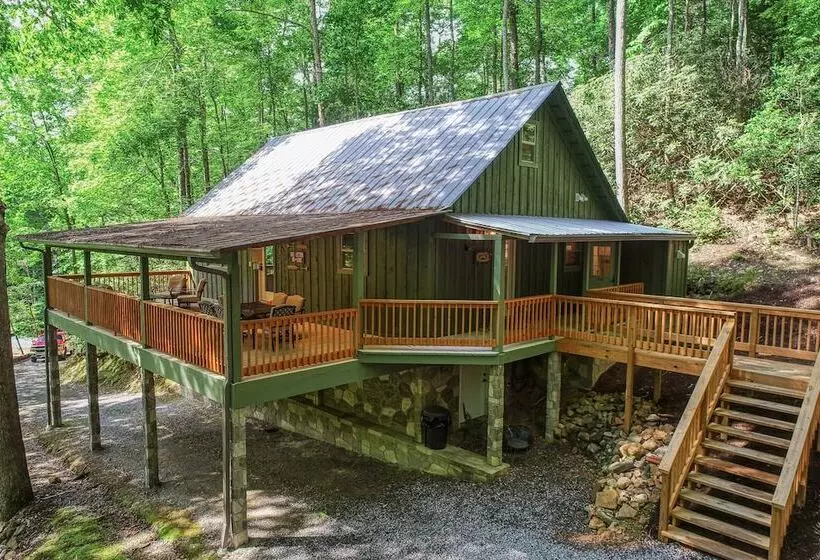 Beside Still Water 1   2 Bedrooms, 2 Baths, Sleeps 6 Home By Redawning