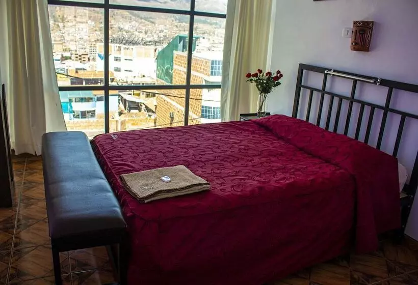 ホテル Camino Real