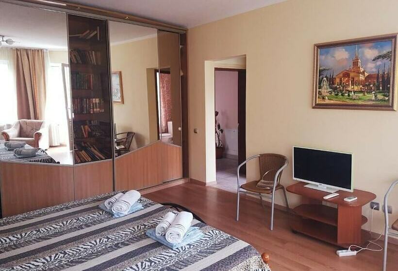 בית מלון כפרי Milana