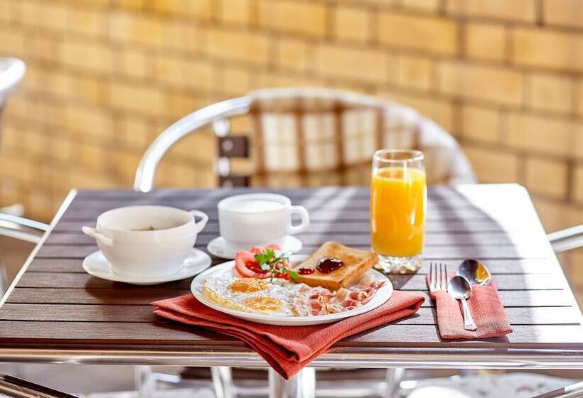 בית מלון כפרי Stary Dvorik Na Mopra