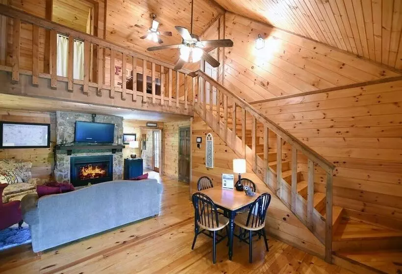 Knotty Pony Cabin Blue Ridge