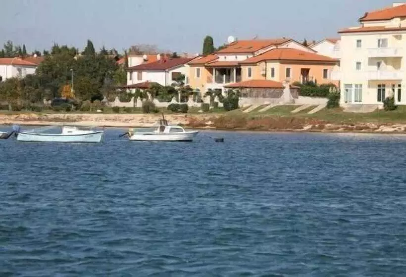 ホテル Villa Vizula