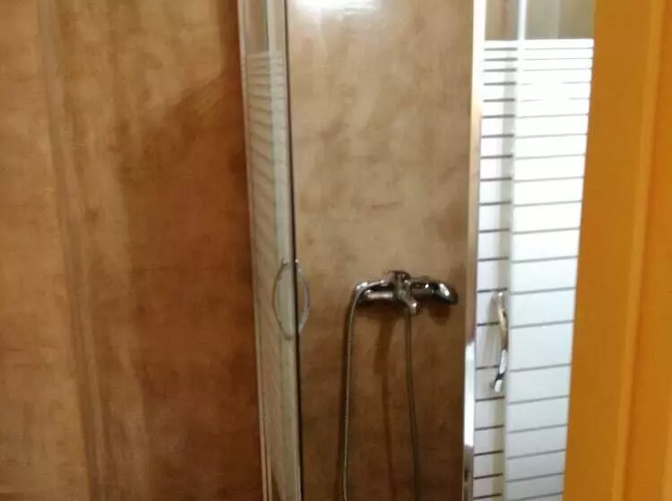 پانسیون Smaragdi Rooms For Rent