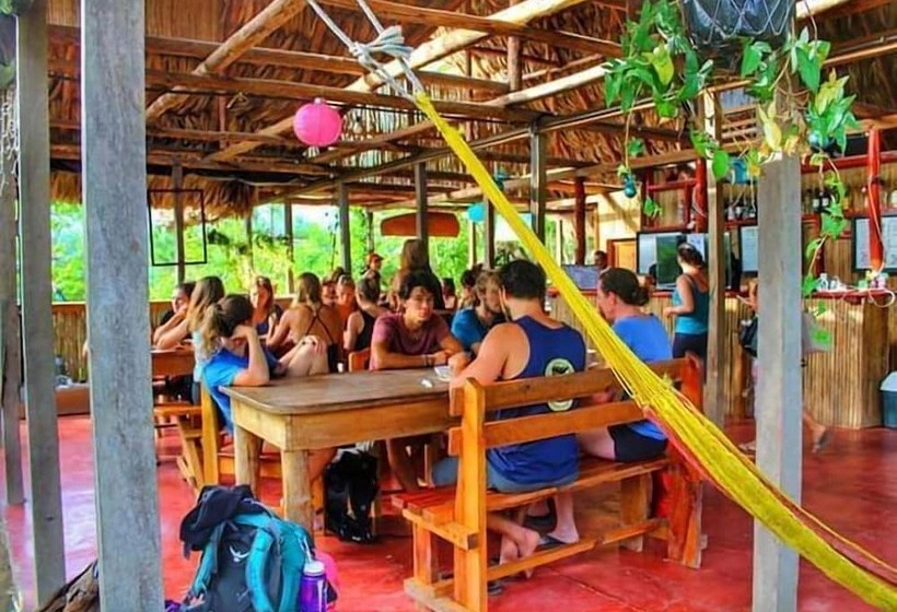 Vista Verde Lodge Hostel