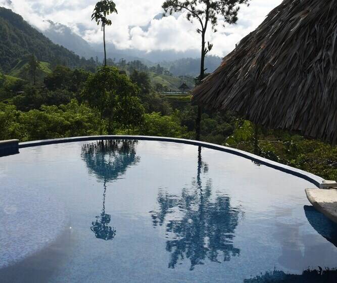 Vista Verde Lodge Hostel