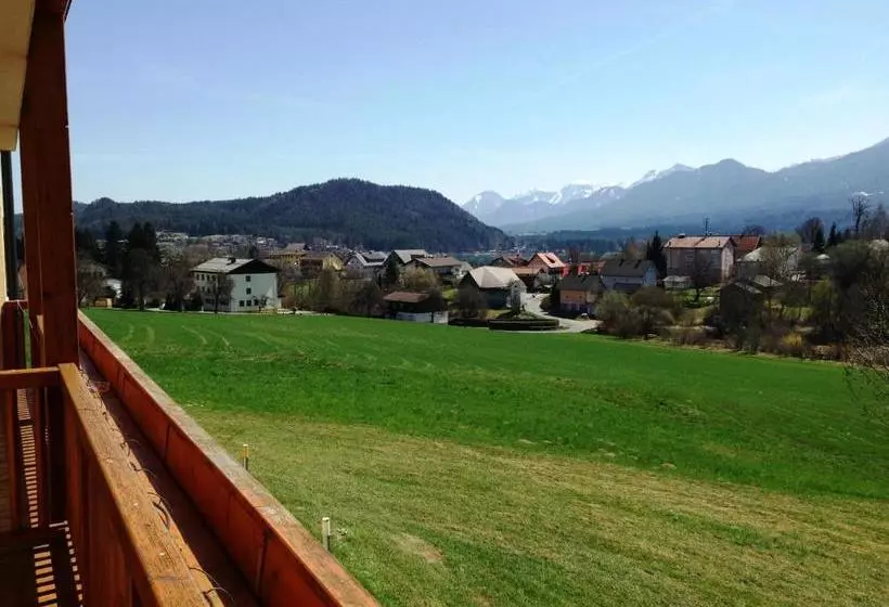 צימר Pension Haus Claudia