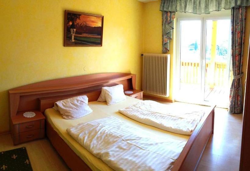 צימר Pension Haus Claudia