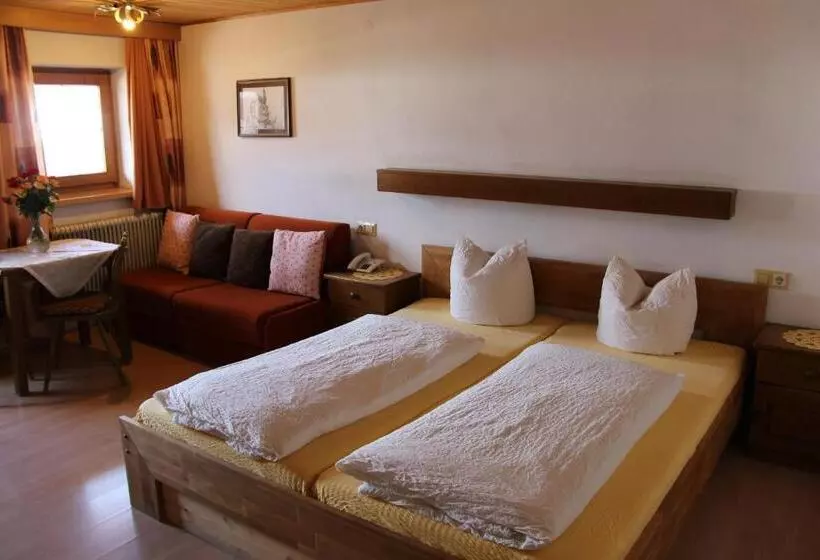 ベッドアンドブレックファースト Lechnerhof Hotel Garni