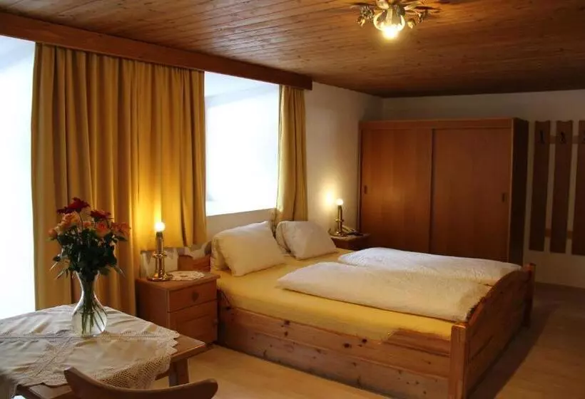 ベッドアンドブレックファースト Lechnerhof Hotel Garni